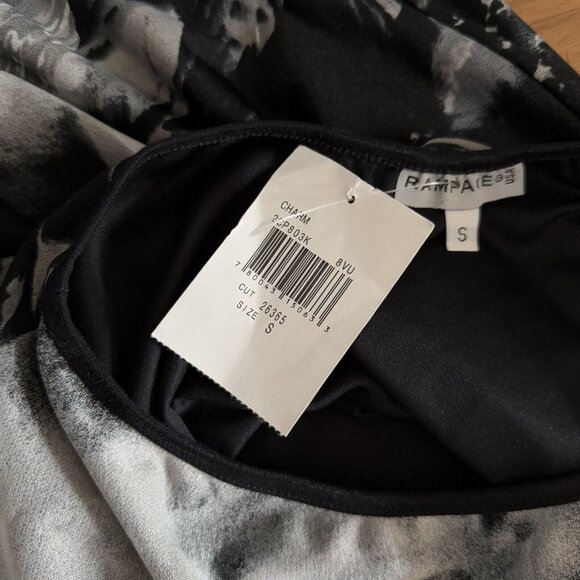 Vintage Y2K 90s Rampage Balinese Screen Print Mesh Skirt Goth Black White S - Picture 4 of 5